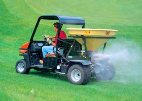 Распылитель удобрений Cushman Vicon Spreader